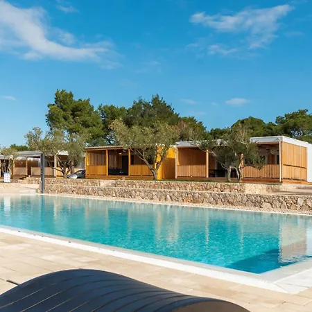 Pensjonat Mobile House Mlinar 3*